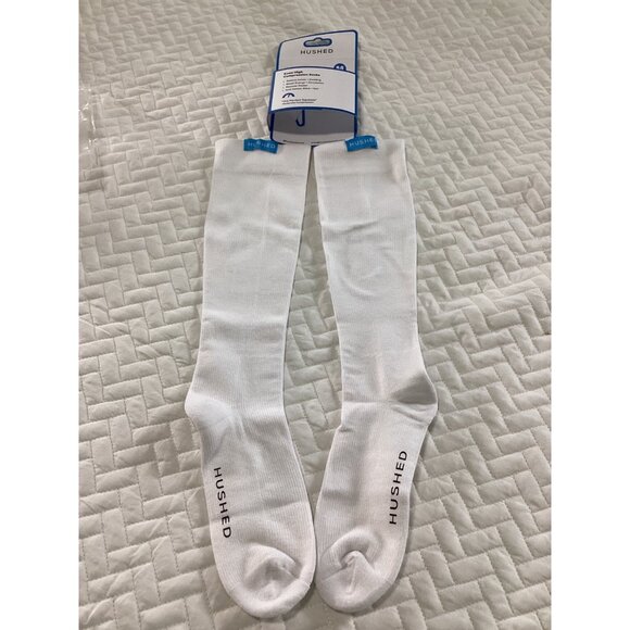 Hushed Knee High Compression Socks  Size M White Unisex Medical Anti_sweat New - Picture 1 of 5